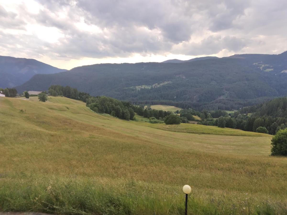 La Casa Di Grace Nella Valle Incantantata Карано Экстерьер фото